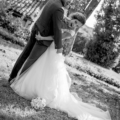 Reportage mariage - Portrait délire en noir et blanc des mariés